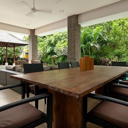 Villa Double N Seminyak  Luaran gambar