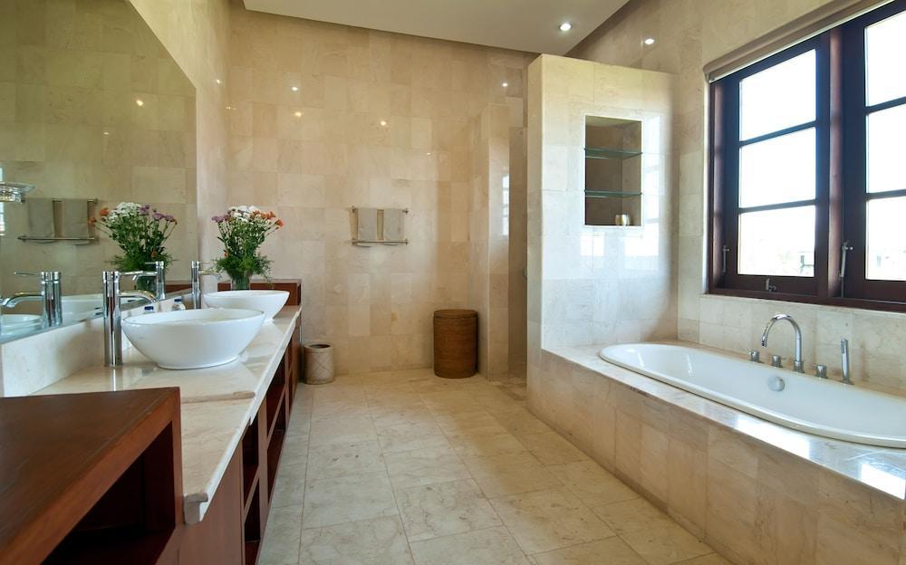 Villa Double N Seminyak  Luaran gambar